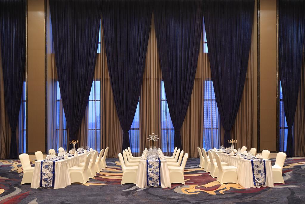 Wanda Realm Guangyuan Hotel Exterior photo