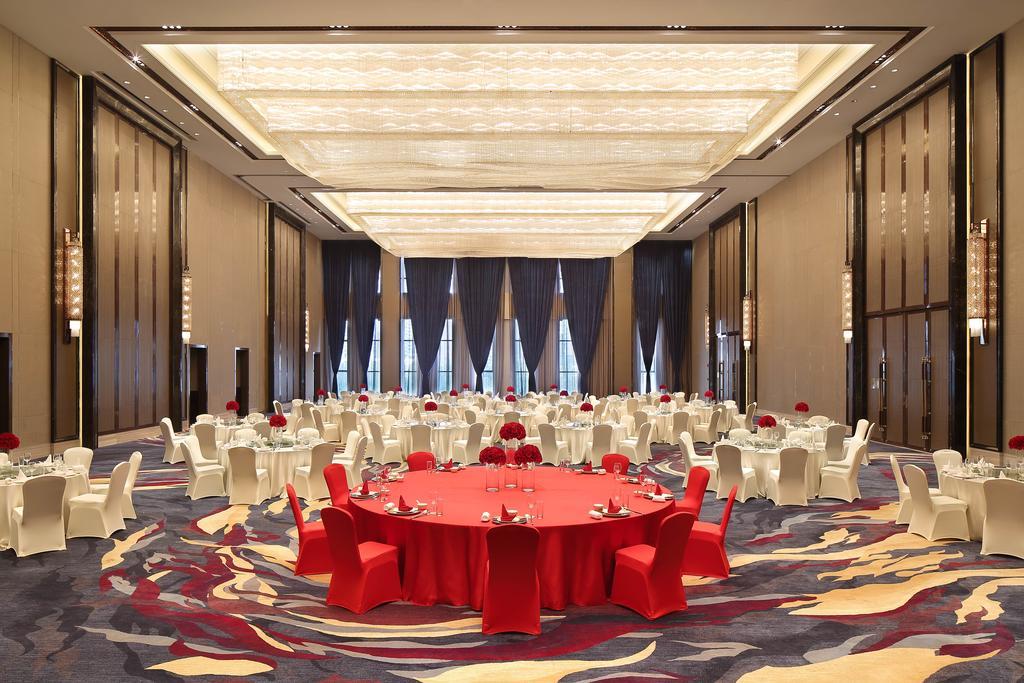 Wanda Realm Guangyuan Hotel Exterior photo